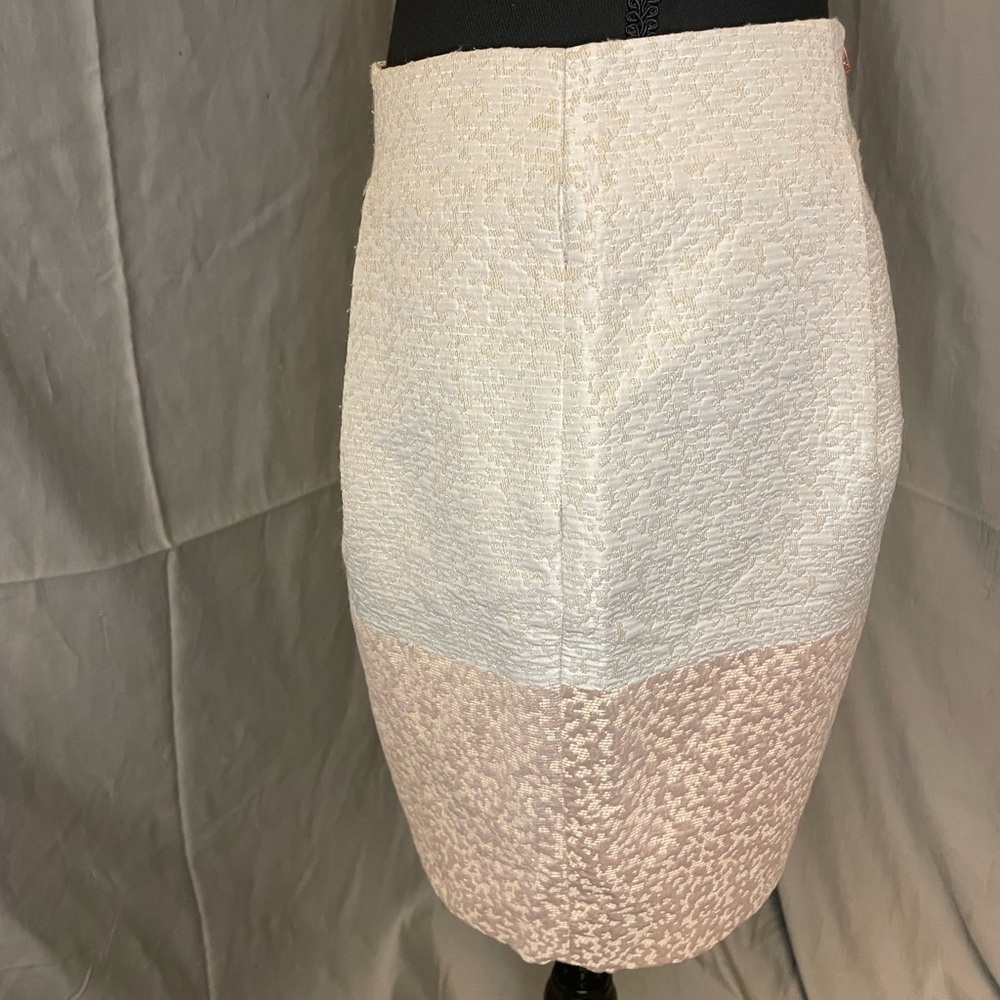 NWOT Ted Baker Cream and Pink Skirt - Picture 10 of 12